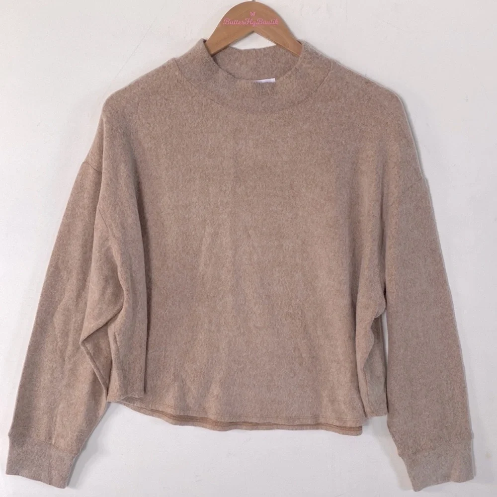 Socialite Mock Neck Soft Cloud Jersey Long Sleeve Top Camel Beige,‎ Size L, NWT
